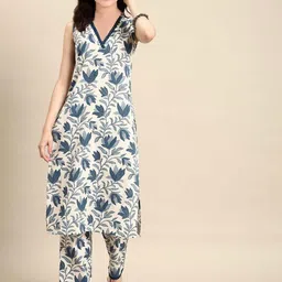 Vetrokart Girls Floral Printed Regular Raw Silk Kurta with Trousers-picture-38