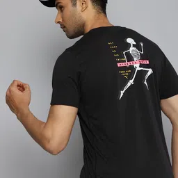 Puma "Run Club" Graphic Printed dryCELL Running T-shirt-image-21