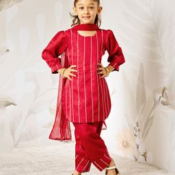 Vastramay Silk Blend Woven Three Fourth Sleeves Sequin Embellished Kurta Patiala With Dupatta Set - Maroon-picture-15
