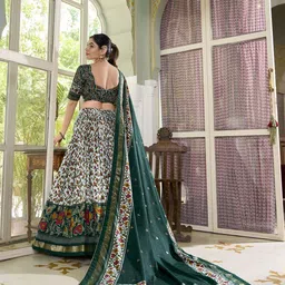 A TO Z CART Printed Ready to Wear Lehenga & Unstitched Blouse With Dupatta image 5