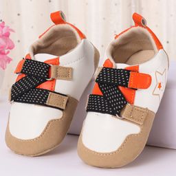 Cute Walk by Babyhug Slip On Booties with Star Print - Khaki-image-29