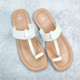 THE MADRAS TRUNK Men Comfort Sandals-image-29