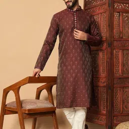 Men's Maroon Printed Pattern Kurta with Embroidered Placket-picture-21