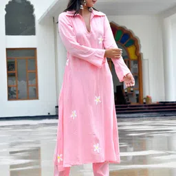 Thread & Button Floral Embroidered Regular Thread Work Pure Cotton Kurta With Trousers image 4
