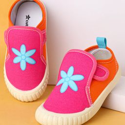 Cute Walk by Babyhug Velcro Closure Casual Shoes with Floral Print - Fuchsia-image-70
