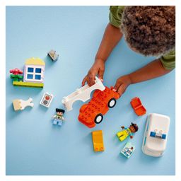 LEGO DUPLO Ambulance & Driver for Pretend Play Building Blocks 19 Pieces - 10447 image 4