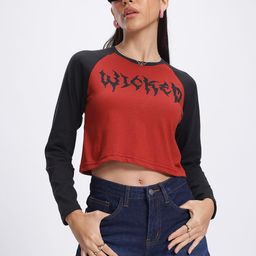 glitchez Typography Twist Raglan Sleeves Crop T-shirt-image-9