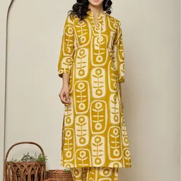 ARAVALII Cotton Printed V-Neck Tunic With Trousers Co-Ords-picture-21