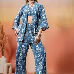 Sangria Floral Printed Katha Pure Cotton Tube Top with Shrug & Trousers-picture-9