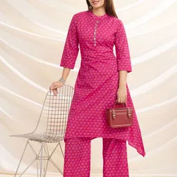 BEYOND ETHNIC Women Abstract Printed Cotton Kurta with Trousers-12