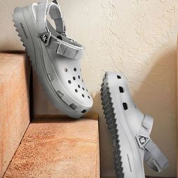MONKS & KNIGHTS Men Solid EVA Casual Clogs-41