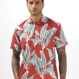Vestirio Men Relaxed Spread Collar Abstract Printed Relaxed Fit Casual Shirt-image-27