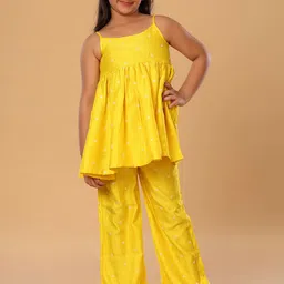 The Mini Trunk Girls Ethnic Motifs Embroidered Regular Thread Work Kurta with Palazzos-image-29