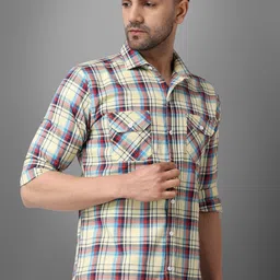 Metronaut Men Spread Collar Tartan Checked Cotton Casual Shirt-image-66