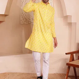 Stuffie Land Men Geometric Printed Cotton Kurta with Pyjama-10