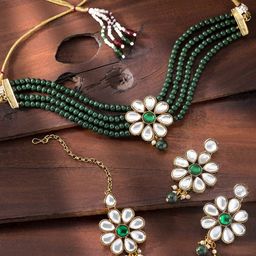 Peora Gold-Plated Kundan-Studded Jewellery Set-26