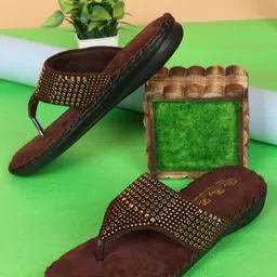 BIG BIRD FOOTWEAR Women Embellished One Toe Flats-image-36