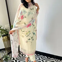 Royal Export Floral Printed Thread Work Kurta with Trouser & Dupatta image 4