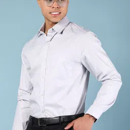 V-Mart Men Solid Spread Collar Formal Shirt-image-14