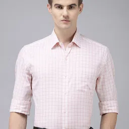 Arrow Manhattan Slim Fit Checked Cutaway Collar Pure Cotton Formal Shirt-picture-30
