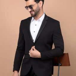 Crimsoune Club Black Regular Fit Plain Formal Suit-image-60