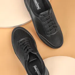 Paragon Men Perforated Sneakers-picture-4