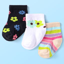 Cute Walk by Babyhug Knit Ankle Length Socks With Floral Design Pack of 3 - Black White & Peach-image-37
