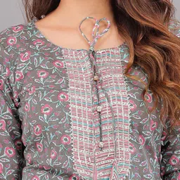 OH MI DIOS Floral Printed Tie-Up Neck Cotton Straight Kurta With Trousers & Dupatta image 4