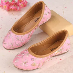 Cute Walk by Babyhug Slip On Mojaris with Floral Embroidery - Pink-picture-42