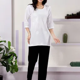 keshubaba Floral Embroidered Straight Kurta-picture-14