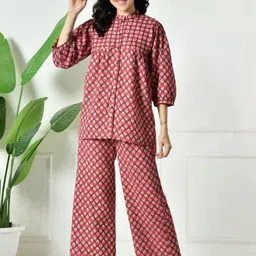 Laado - Pamper Yourself Women Ethnic Motifs Print Mandarin Collar Night suit-picture-18