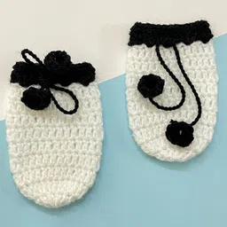 Little Peas Handmade  Woollen Mittens - White & Black-picture-20