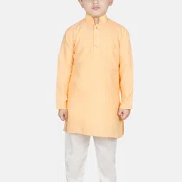 SG YUVRAJ Boys Orange Solid Straight Kurta image 3