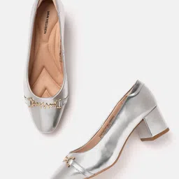 Van Heusen Block Heel Metallic Detail Pumps-54