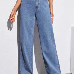 TYFFYN Women Classic Wide Leg High-Rise Highly Distressed Light Fade Stretchable Jeans-picture-4