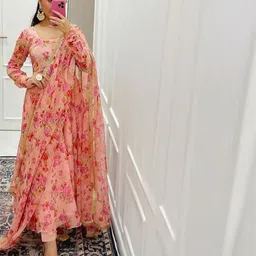 Raiyani Enterprise Floral Printed Scoop Neck Anarkali Kurta-17