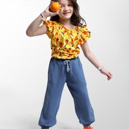 OLLINGTON ST. Sinker Knit Printed Frill Sleeves Top & Denim Joggers - Yellow & Indigo-picture-44