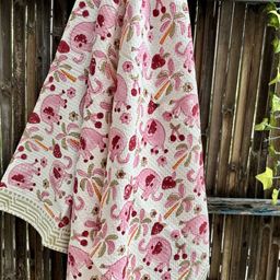 Hawamahal Off White & Pink 1 Printed Cotton 300 GSM Bath Towel-image-67