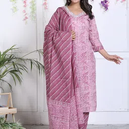 Swasti Floral Printed V-Neck Sequinned Pure Cotton Straight Kurta With Trousers & Dupatta-image-53