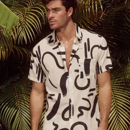 ZYNG Men Abstract Printed Spread Collar Cotton Casual Shirt-image-79