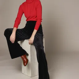 MANGO Women Black Velvet Finish Parallel Trousers-image-99