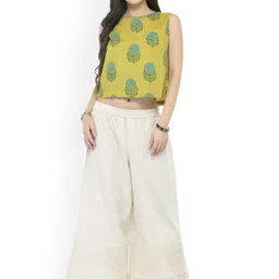 Varanga Women Off-White Solid Palazzos-28