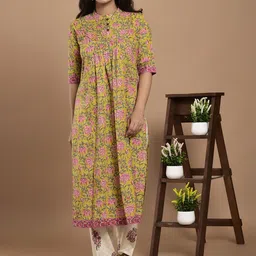 Indiwest Women Floral Printed Cotton Kurta with Palazzo-image-45