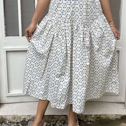 Label Tanvee Bloom Garden Printed Cotton Midi Skirt-picture-23