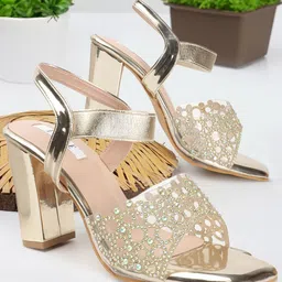 ELLE Women Embellished Ethnic Block Sandals-27