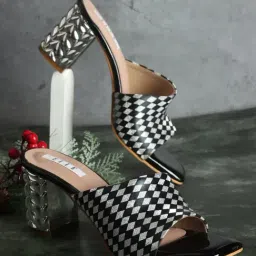Elle Women's Black Casual Sandals-image-99
