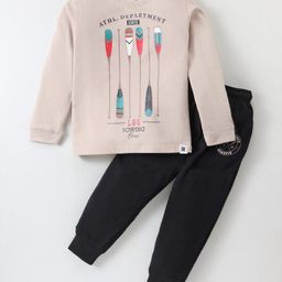 Lazy Bones Sinker Knit Full Sleeves Sports Theme Print T-Shirt & Joggers Set - Grey & Black-image-65