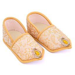 Daizy Sequins Embellished Floral Embroidered Slip On Mojaris - Golden-picture-12