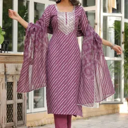 DIVASTRI Leheriya Printed Sequinned Straight Kurta With Trouser And Dupatta-10