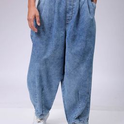 The Indian Garage Co Men Relaxed Fit Heavy Fade Jeans-picture-16